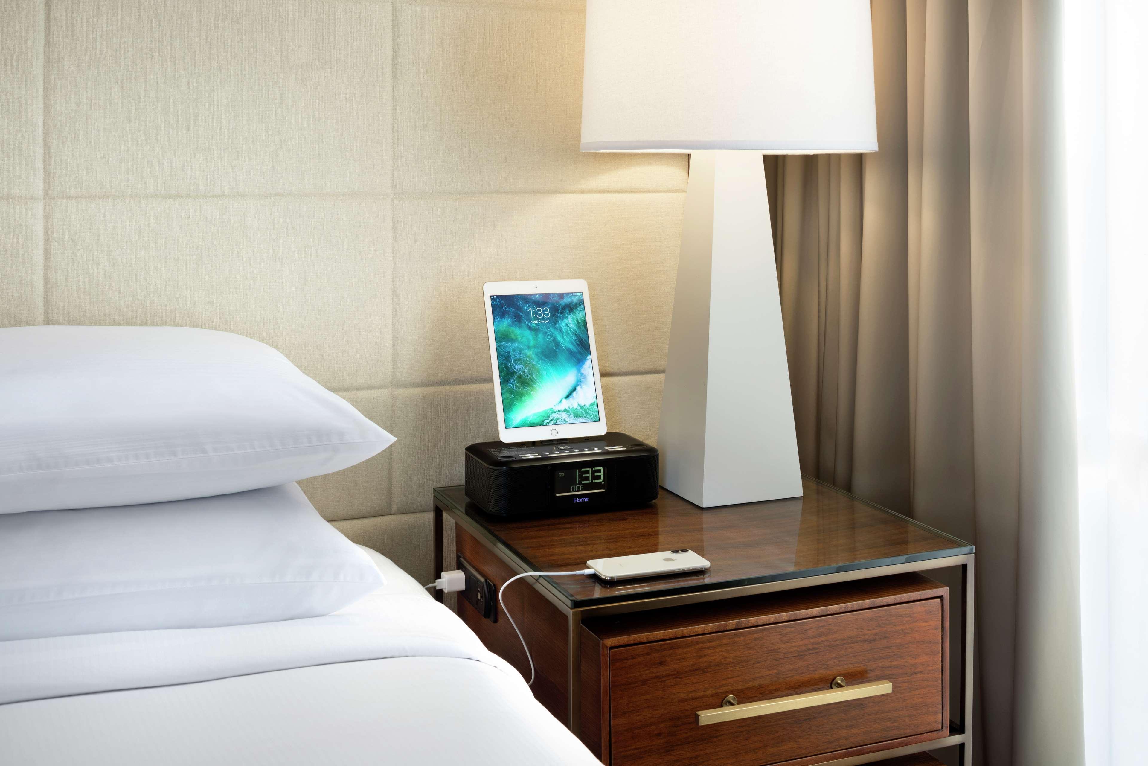 Doubletree By Hilton Hotel Dallas Campbell Centre Esterno foto