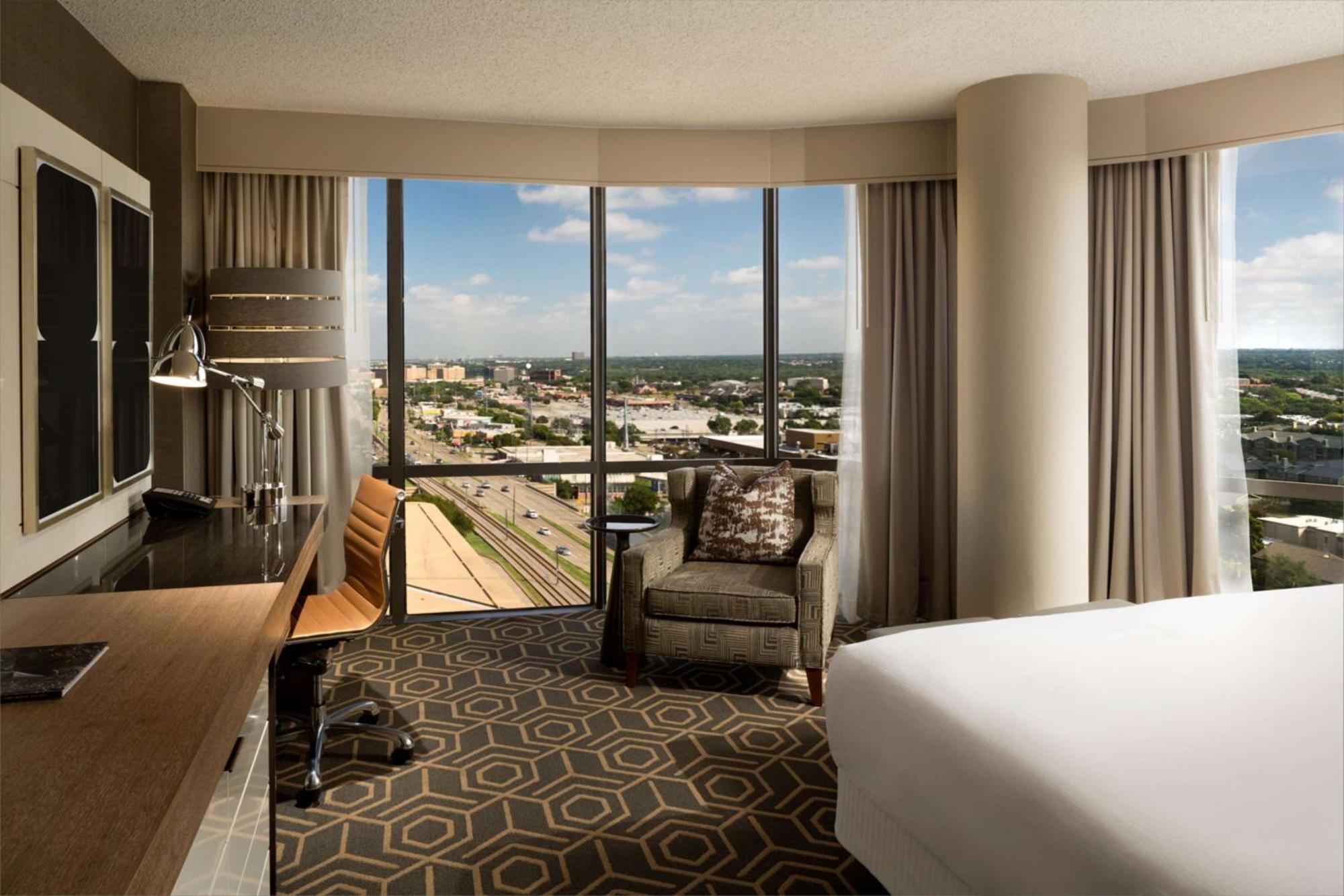 Doubletree By Hilton Hotel Dallas Campbell Centre Esterno foto