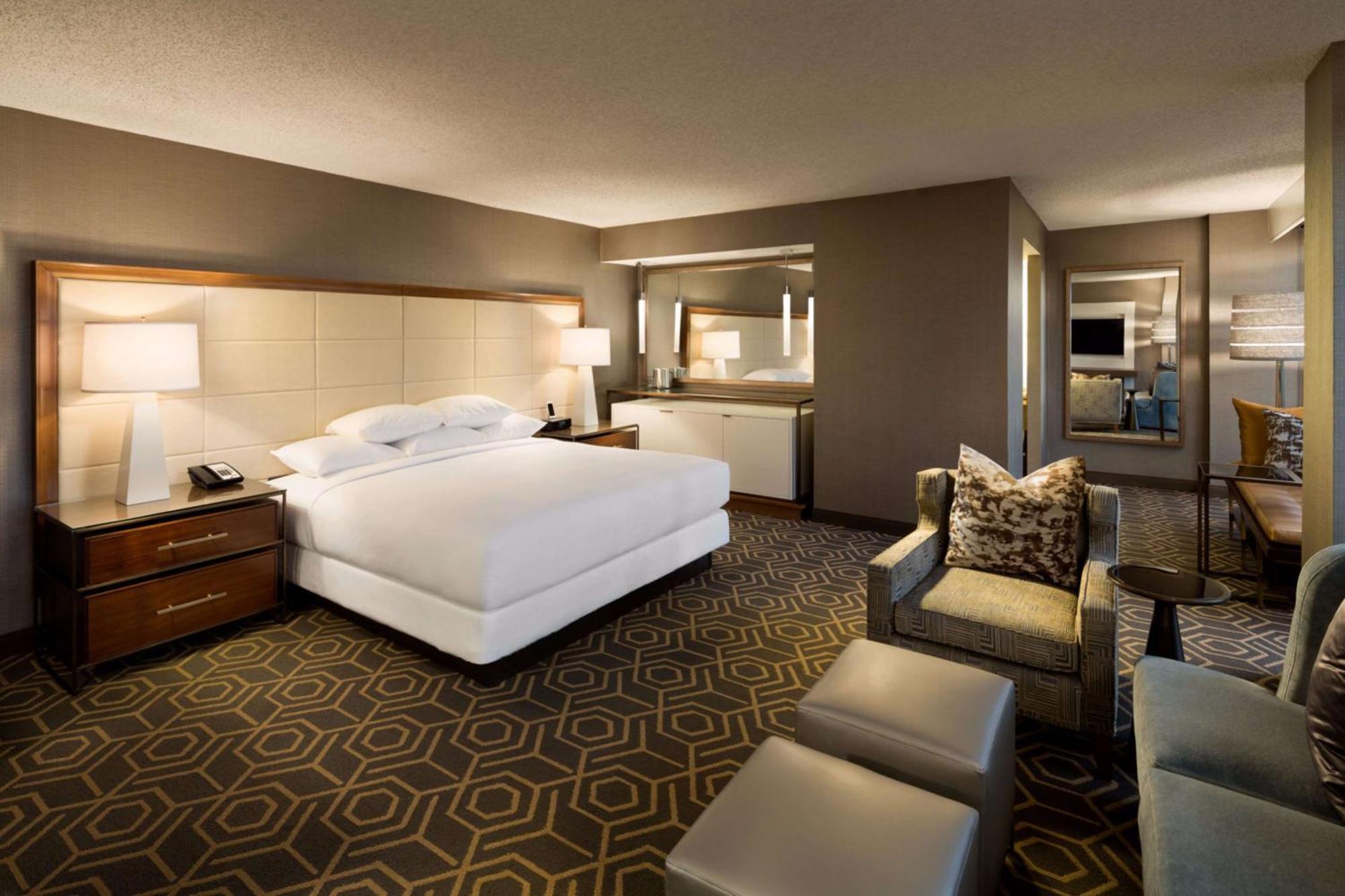 Doubletree By Hilton Hotel Dallas Campbell Centre Esterno foto