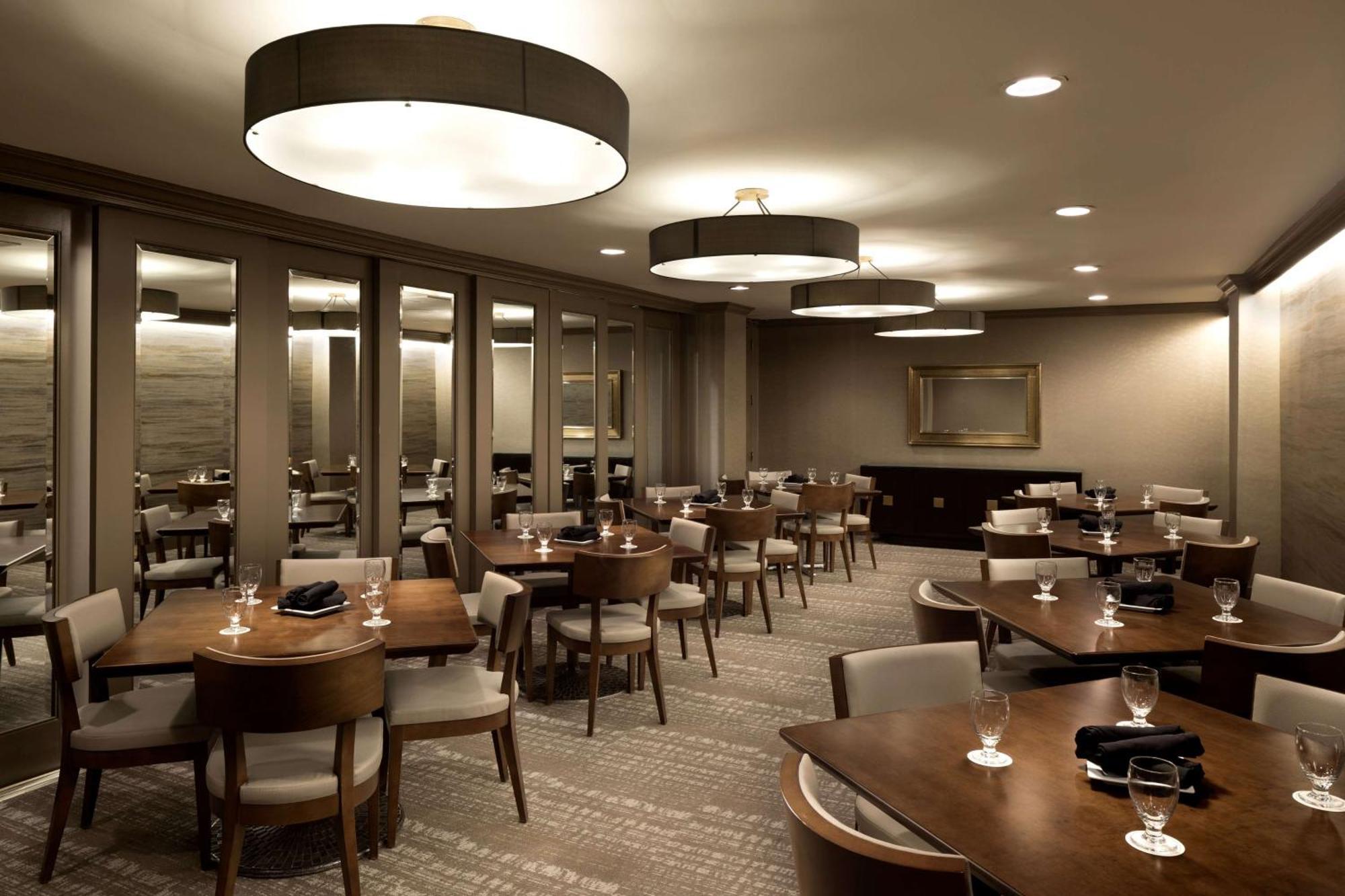 Doubletree By Hilton Hotel Dallas Campbell Centre Esterno foto